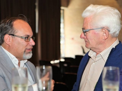  - buremeester met voorzitter Oudenburg.jpg